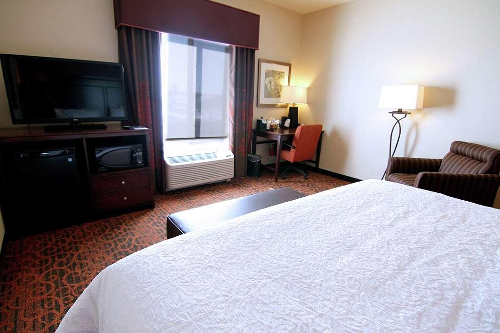 Hampton Inn & Suites Grand Forks Quarto foto